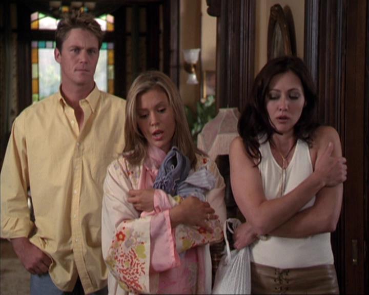 Charmed-Online-dot-net_305SightUnseen0934.jpg