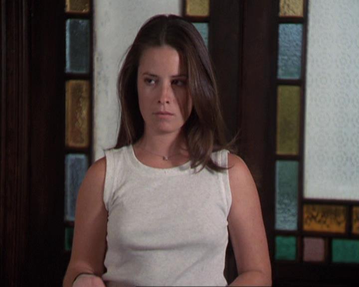 Charmed-Online-dot-net_305SightUnseen0944.jpg