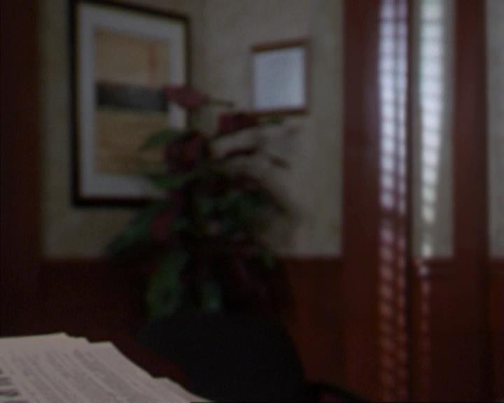 Charmed-Online-dot-net_305SightUnseen0980.jpg