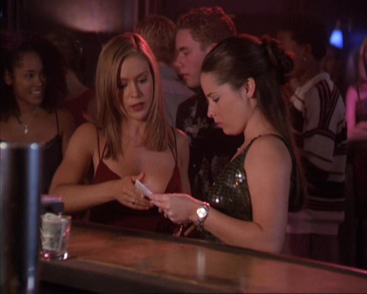 Charmed-Online-dot-net_305SightUnseen1128.jpg
