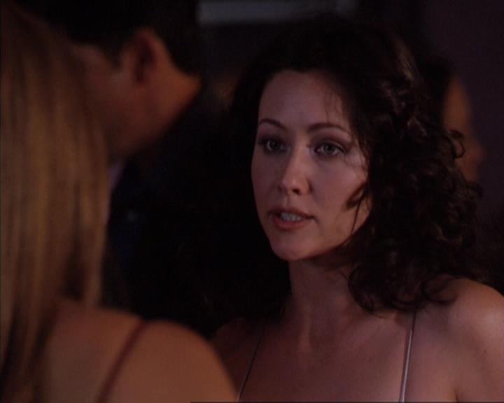 Charmed-Online-dot-net_305SightUnseen1175.jpg