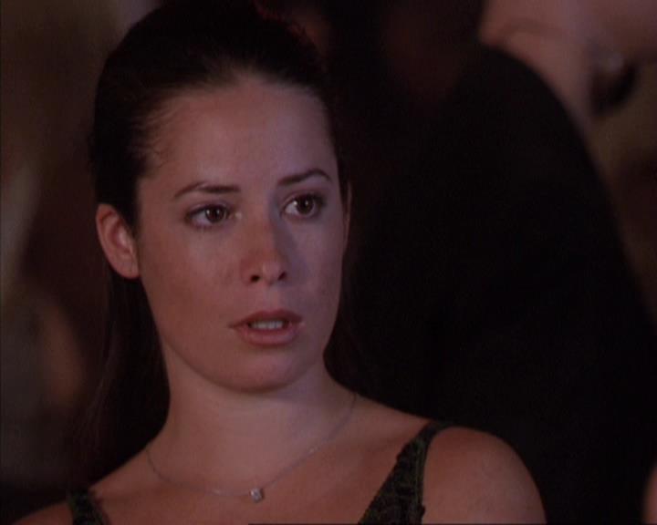 Charmed-Online-dot-net_305SightUnseen1177.jpg