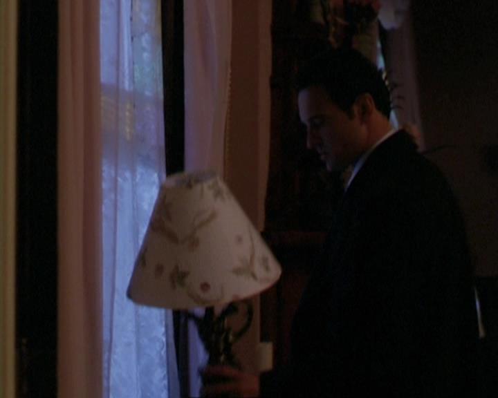 Charmed-Online-dot-net_305SightUnseen1297.jpg