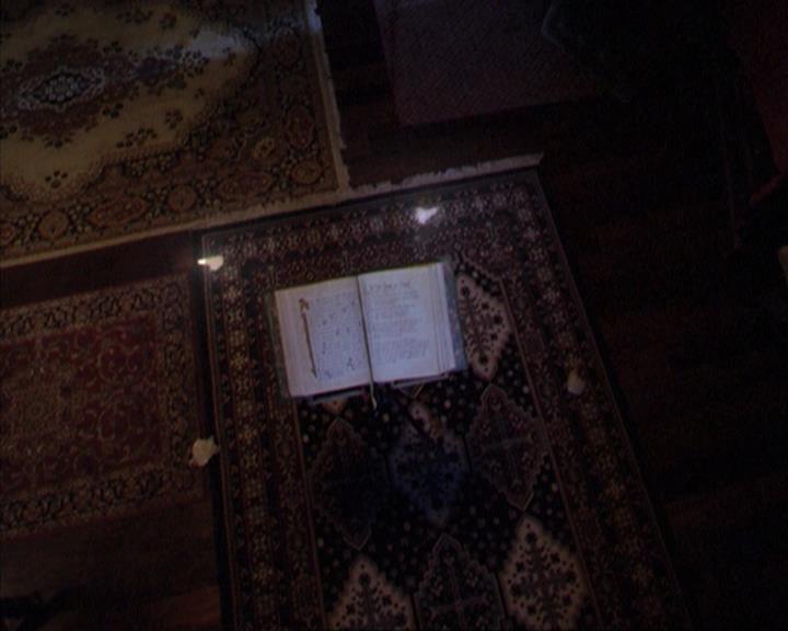 Charmed-Online-dot-net_305SightUnseen1322.jpg Charmed-Online-dot-net_305SightUnseen1322.jpg