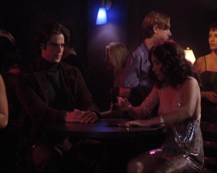 Charmed-Online-dot-net_305SightUnseen1368.jpg