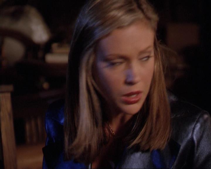 Charmed-Online-dot-net_305SightUnseen1421.jpg