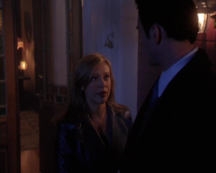 Charmed-Online-dot-net_305SightUnseen1466.jpg