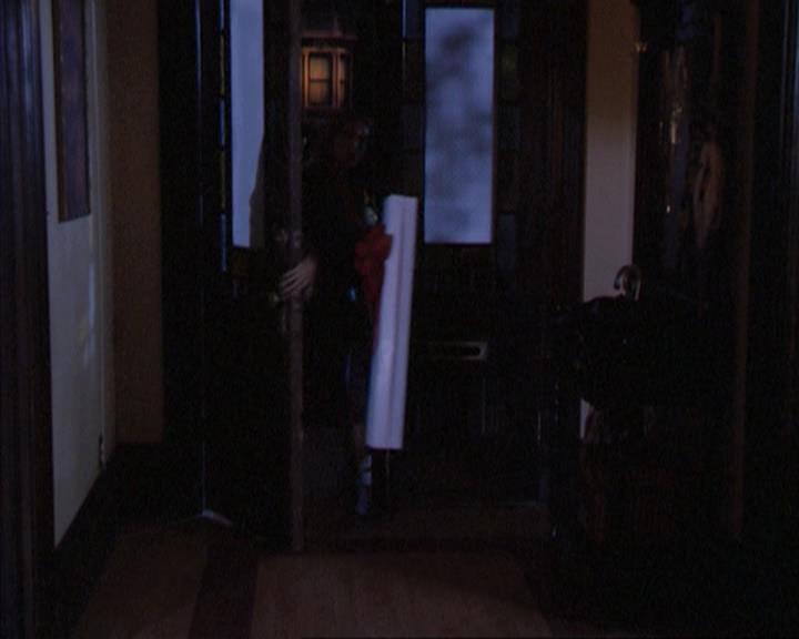 Charmed-Online-dot-net_305SightUnseen1486.jpg