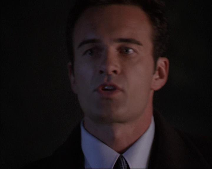 Charmed-Online-dot-net_305SightUnseen1603.jpg