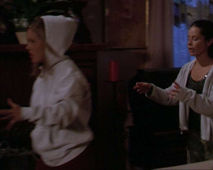 Charmed-Online-dot-net_305SightUnseen1618.jpg