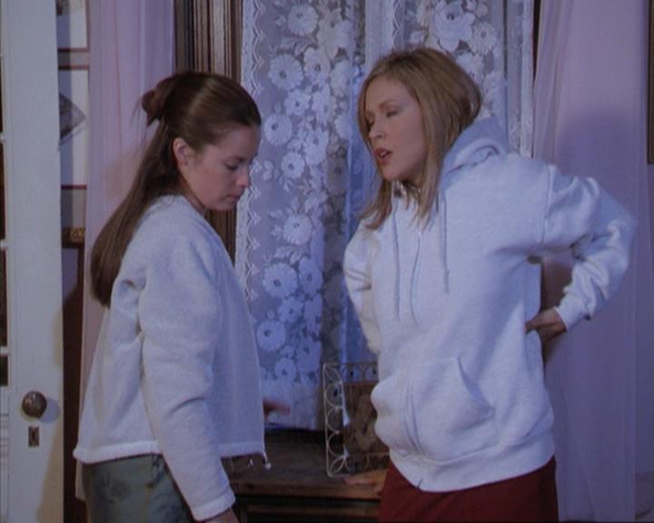 Charmed-Online-dot-net_305SightUnseen1626.jpg