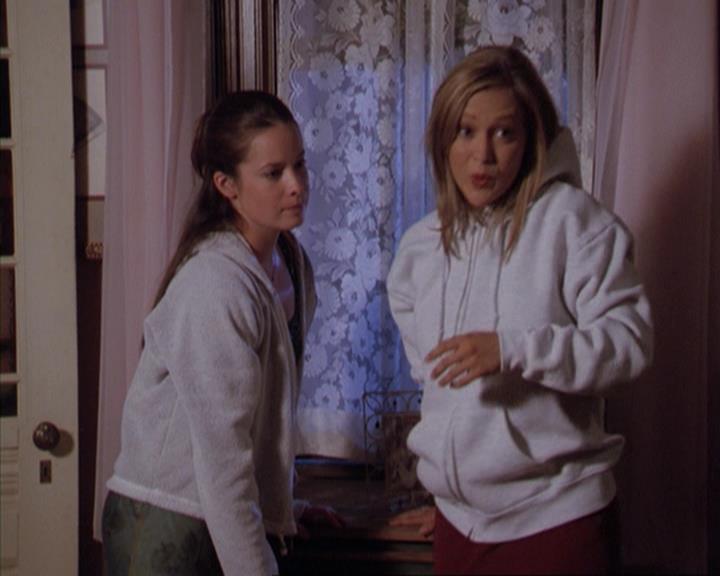 Charmed-Online-dot-net_305SightUnseen1637.jpg