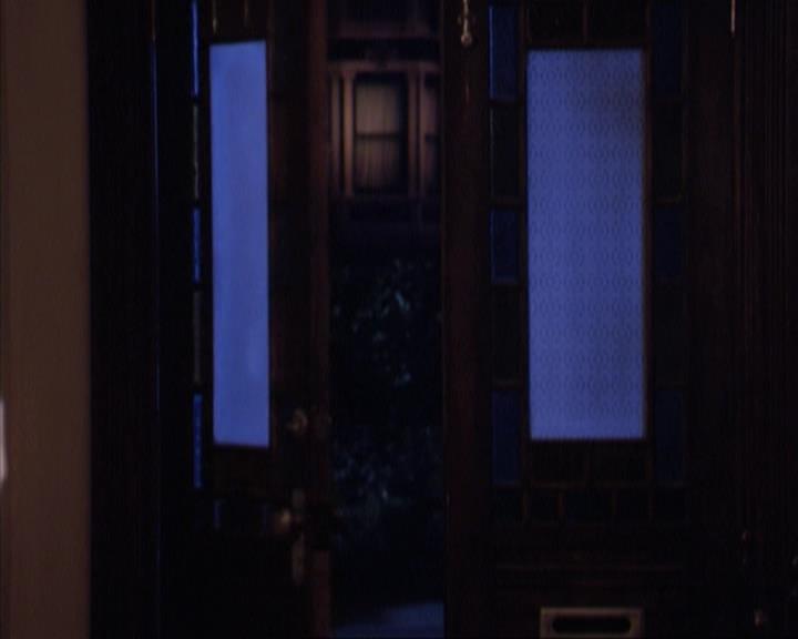 Charmed-Online-dot-net_305SightUnseen1641.jpg