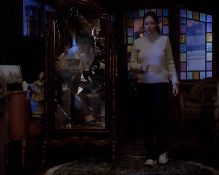 Charmed-Online-dot-net_305SightUnseen1674.jpg