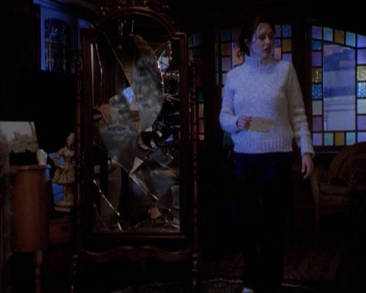 Charmed-Online-dot-net_305SightUnseen1675.jpg