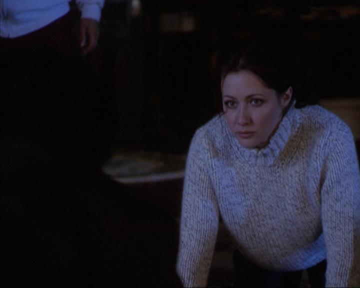 Charmed-Online-dot-net_305SightUnseen1733.jpg
