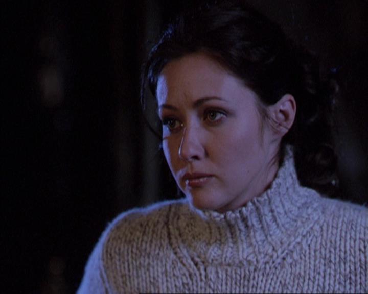 Charmed-Online-dot-net_305SightUnseen1755.jpg