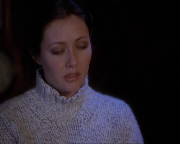 Charmed-Online-dot-net_305SightUnseen1779.jpg