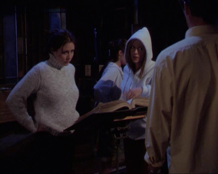 Charmed-Online-dot-net_305SightUnseen1814.jpg