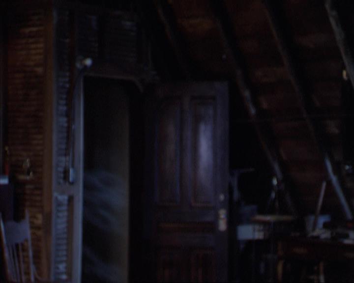 Charmed-Online-dot-net_305SightUnseen1823.jpg