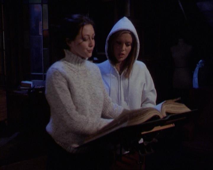 Charmed-Online-dot-net_305SightUnseen1824.jpg