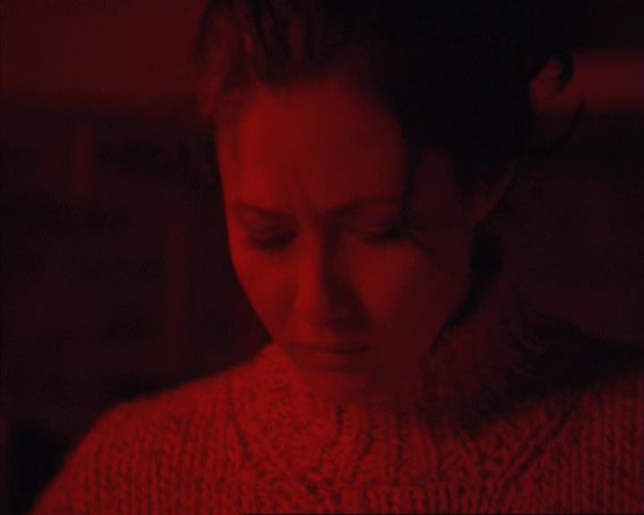 Charmed-Online-dot-net_305SightUnseen1871.jpg