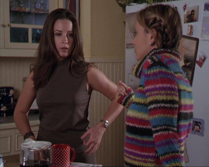 Charmed-Online-dot-net_305SightUnseen1939.jpg