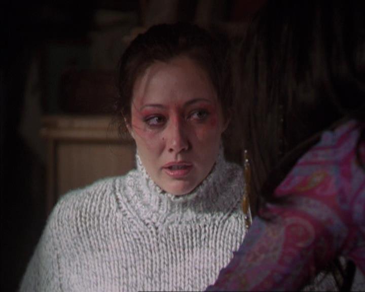 Charmed-Online-dot-net_305SightUnseen2062.jpg