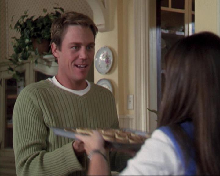 Charmed-Online-dot-net_307PowerOutage0675.jpg