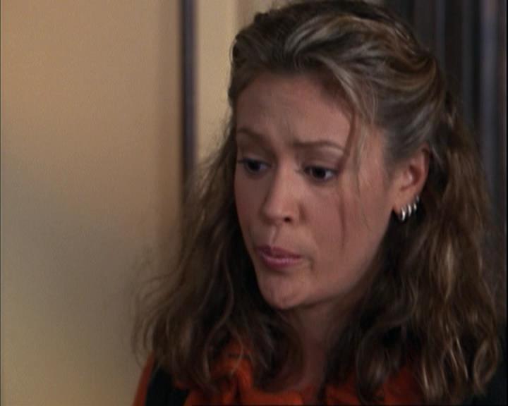 Charmed-Online-dot-net_307PowerOutage0768.jpg
