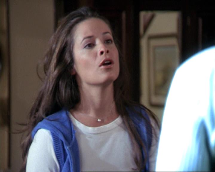 Charmed-Online-dot-net_307PowerOutage0791.jpg