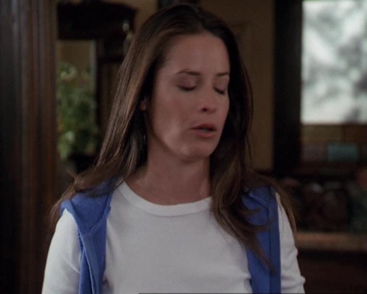 Charmed-Online-dot-net_307PowerOutage0887.jpg