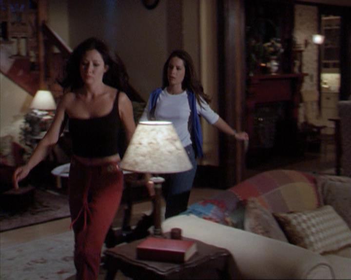 Charmed-Online-dot-net_307PowerOutage1293.jpg