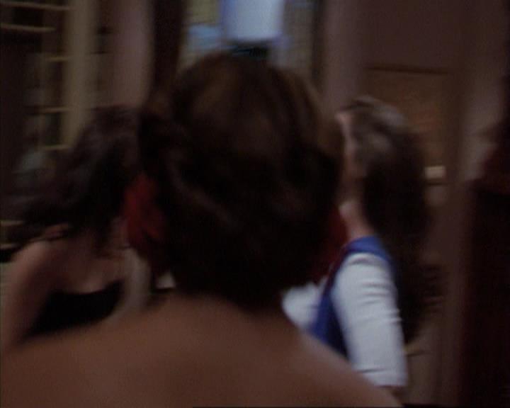 Charmed-Online-dot-net_307PowerOutage1299.jpg