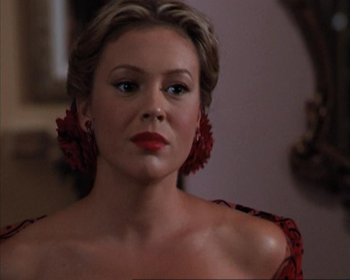 Charmed-Online-dot-net_307PowerOutage1340.jpg