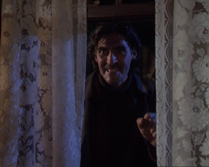 Charmed-Online-dot-net_307PowerOutage1341.jpg