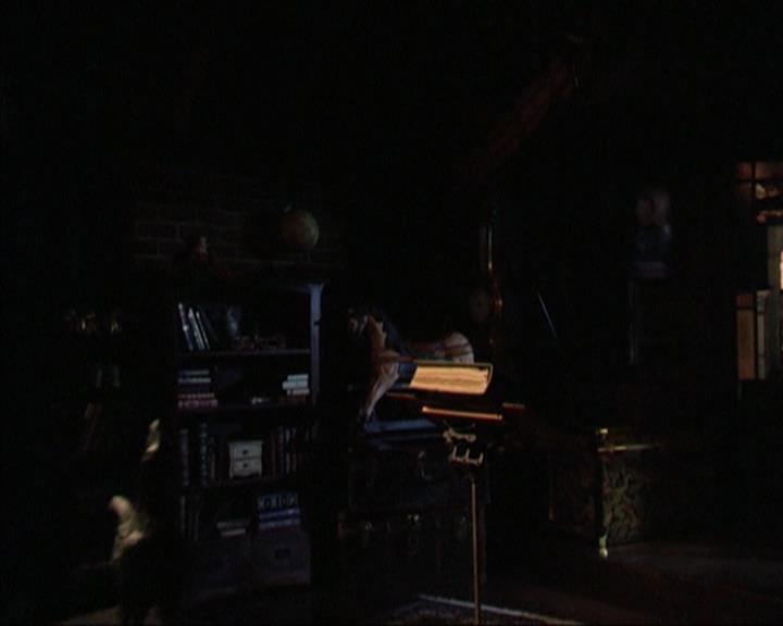 Charmed-Online-dot-net_307PowerOutage1405.jpg