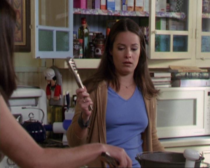 Charmed-Online-dot-net_309SleuthingWithTheEnemy0040.jpg