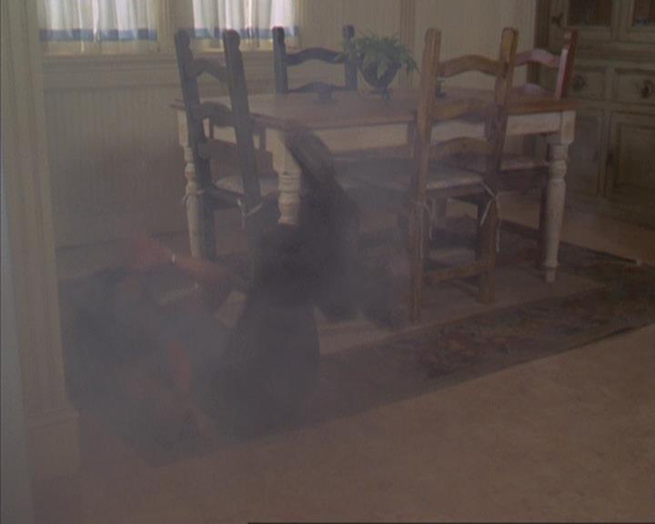 Charmed-Online-dot-net_309SleuthingWithTheEnemy0109.jpg