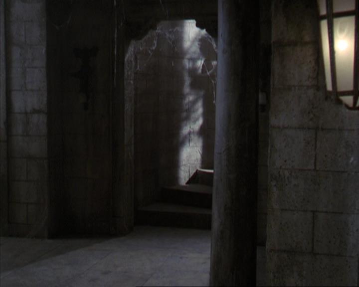 Charmed-Online-dot-net_309SleuthingWithTheEnemy0178.jpg Charmed-Online-dot-net_309SleuthingWithTheEnemy0178.jpg