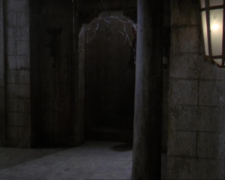 Charmed-Online-dot-net_309SleuthingWithTheEnemy0184.jpg