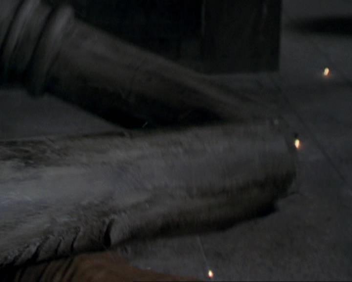 Charmed-Online-dot-net_309SleuthingWithTheEnemy0222.jpg