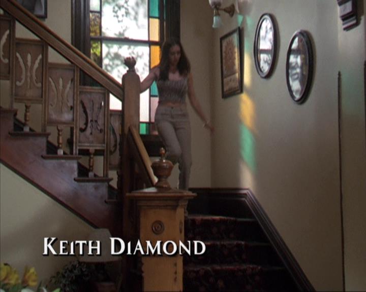 Charmed-Online-dot-net_309SleuthingWithTheEnemy0331.jpg