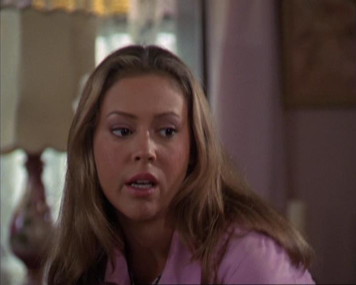Charmed-Online-dot-net_309SleuthingWithTheEnemy0352.jpg