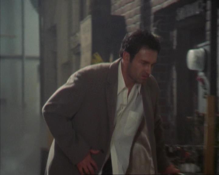 Charmed-Online-dot-net_309SleuthingWithTheEnemy0445.jpg