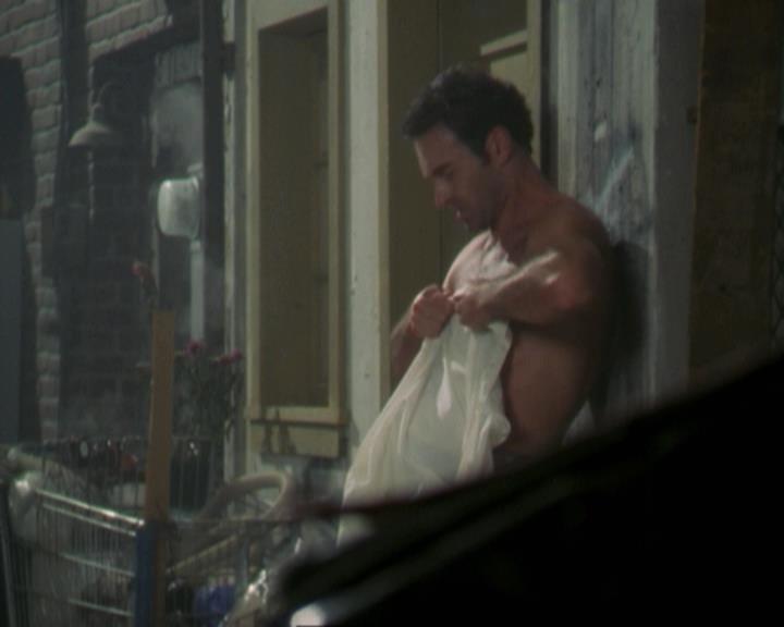 Charmed-Online-dot-net_309SleuthingWithTheEnemy0476.jpg