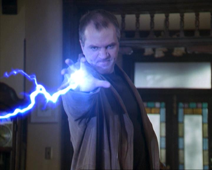 Charmed-Online-dot-net_309SleuthingWithTheEnemy0546.jpg Charmed-Online-dot-net_309SleuthingWithTheEnemy0546.jpg