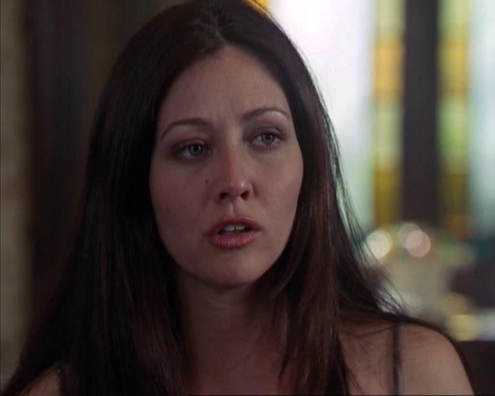 Charmed-Online-dot-net_309SleuthingWithTheEnemy0570.jpg