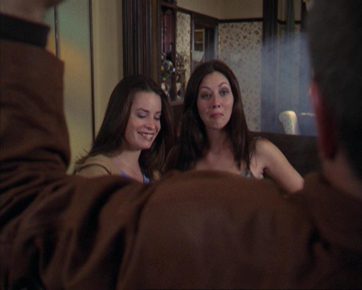 Charmed-Online-dot-net_309SleuthingWithTheEnemy0579.jpg