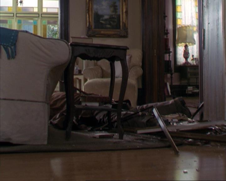 Charmed-Online-dot-net_309SleuthingWithTheEnemy0601.jpg